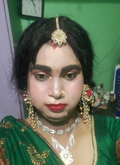 Meghna - Transsexual escort in Faridabad Photo 28 of 30