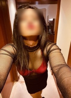 Meghna (Only Camshow) - Transsexual escort in New Delhi Photo 4 of 5