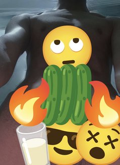 Mego - Male escort in Cairo Photo 4 of 5