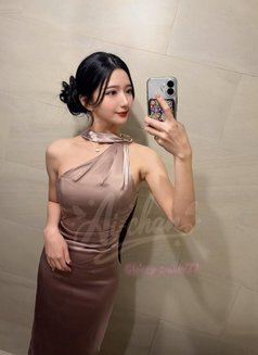 Megumi - puta in Osaka Photo 1 of 3