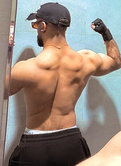 MegzHere!. - Acompañantes masculino in Riyadh Photo 2 of 4