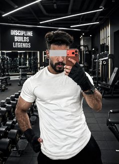 MegzHere!. - Acompañantes masculino in Riyadh Photo 3 of 4