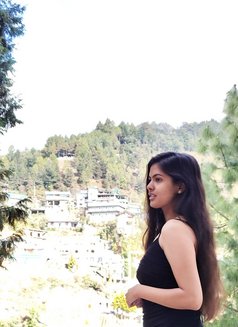 Mehak - puta in Mumbai Photo 6 of 13