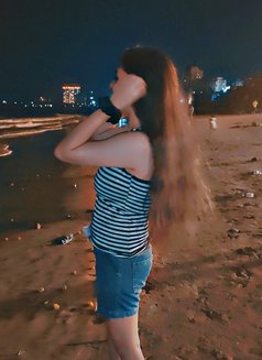 Mehak - puta in Mumbai Photo 12 of 13