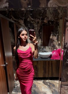 Mehak - Transsexual escort in Noida Photo 7 of 8