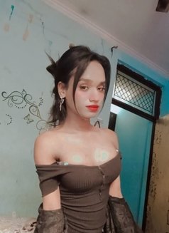 Mehak Malik - Transsexual escort in New Delhi Photo 2 of 4