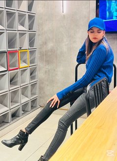 Mehar - escort in Dubai Photo 3 of 7