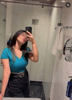 Mehar Oberoi Janakpuri Escort - escort in New Delhi Photo 3 of 4