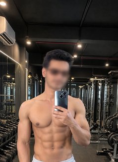 Mehedi Hasan - Acompañantes masculino in Dhaka Photo 1 of 3