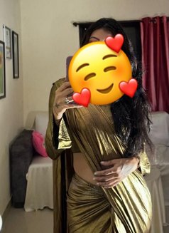 Mehek - escort in Mumbai Photo 2 of 6