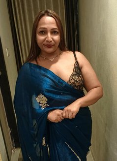Mehek Navi Mumbaikar - Transsexual escort in Ahmedabad Photo 30 of 30