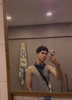 Mehmet - Male escort in İstanbul Photo 3 of 3