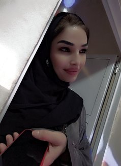 Mehriban - escort in Muscat Photo 3 of 15