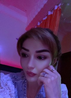 Mehriban - escort in Muscat Photo 8 of 15