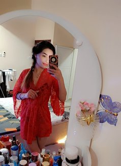 Mehriban - escort in Muscat Photo 4 of 9