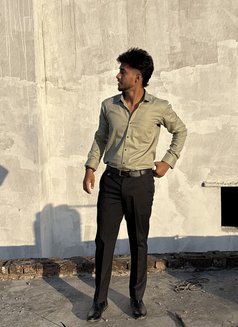 Mehul - Male escort in Surat Photo 9 of 10