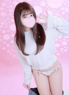 Mei - escort in Osaka Photo 2 of 5