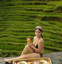 Mei - Transsexual escort in Manila