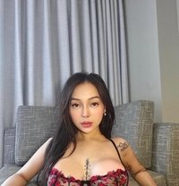 Crimson Japanese - escort in Tel Aviv