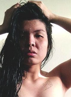 Mei - escort in Tokyo Photo 2 of 5