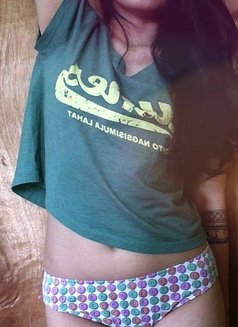 Mei - escort in Tokyo Photo 4 of 5