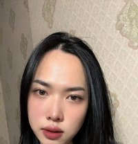 Mei Lee - Transsexual escort in Abu Dhabi