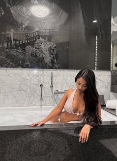Meii Great Luxury x Fully Functional - Acompañantes transexual in Dubai Photo 12 of 19