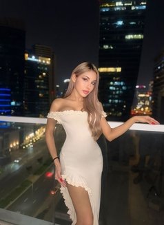 Meii Good Cock x Fully functional - Transsexual escort in Dubai Photo 1 of 8