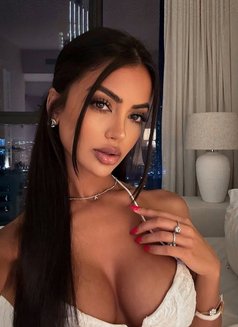Meii Romantic Luxury x Sublimation - Transsexual escort in Dubai Photo 9 of 14