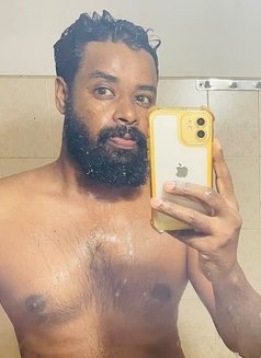 Mel D Exclusive climax - Male escort in Colombo Photo 2 of 7