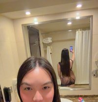 Mel - Transsexual escort in Abu Dhabi