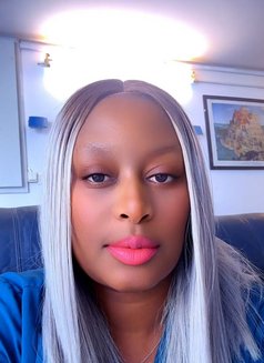 Mel Juicy - escort in Tel Aviv Photo 2 of 3