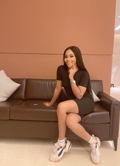 Mel - escort in Cotonou Photo 3 of 4