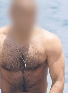 Mel - Male escort in İstanbul Photo 2 of 2
