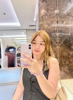 Mela - escort in Manila Photo 1 of 8