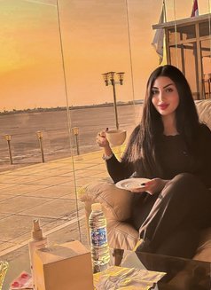 Melak - escort in Muscat Photo 2 of 7
