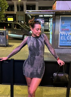 Melania - escort in Beirut Photo 5 of 6