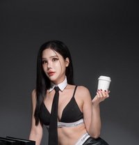 Melanie Dominant Girl - puta in Seoul