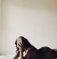 Melanie - escort in Riyadh Photo 1 of 5