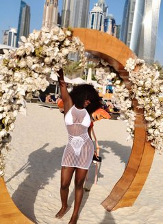 Melanie Squirting Baddie 🤪 - escort in Dubai Photo 12 of 13