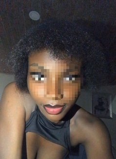 Melanin Bitch - puta in Lagos, Nigeria Photo 2 of 4