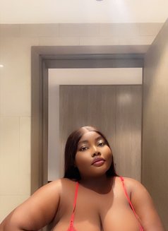 Melanin - puta in Dubai Photo 5 of 5