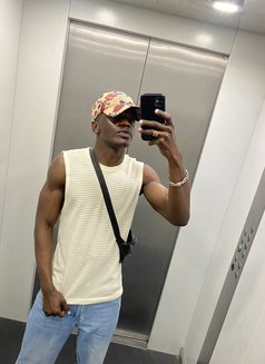 Melanin - Male escort in Cape Town Photo 3 of 8