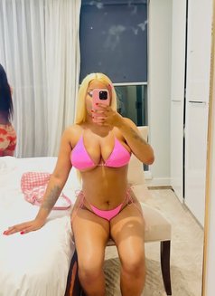 Melany Baddie - puta in Yokosuka Photo 3 of 5