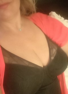 Melbie / Rimming / Cuckold Service - puta in Dubai Photo 29 of 29