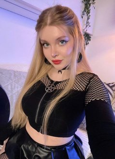 Mele - escort in Riyadh Photo 2 of 7