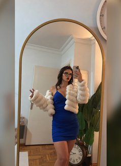 Melek ateş - Transsexual escort in İstanbul Photo 7 of 8