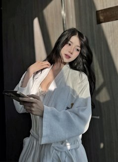 Melia - escort in Doha Photo 1 of 5