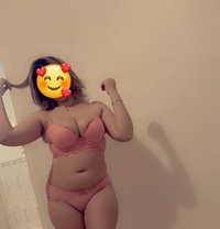 Mélina - escort in Algiers