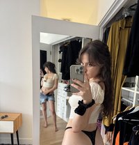 Melina Zella - puta in Tel Aviv